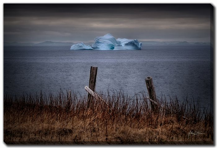 Two Posts One Berg
